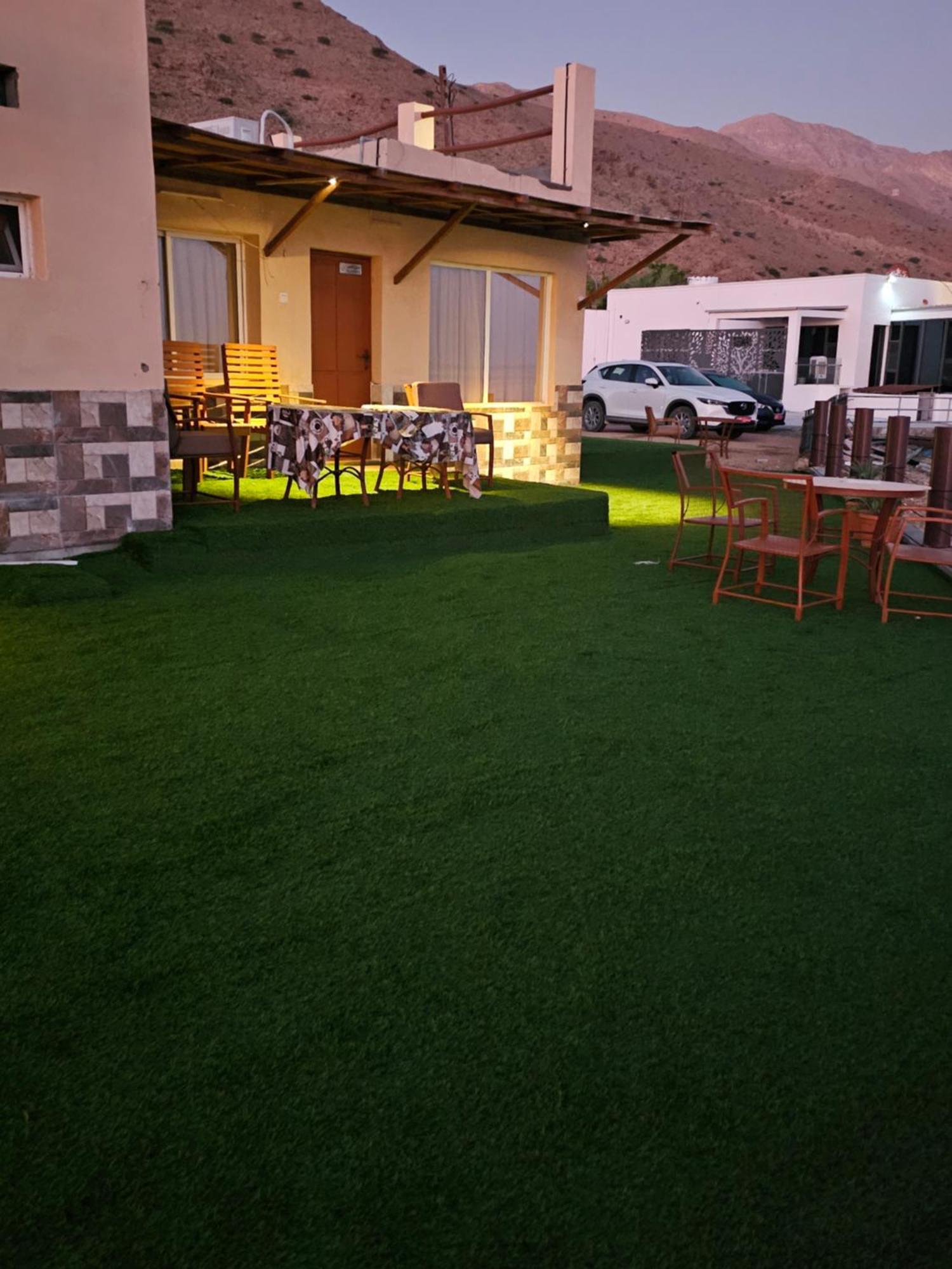 Wadi Ashab Chalets شاليهات وادي الشاب Sur Esterno foto